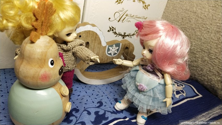 А у нас радость! Сестрёнка Миры приехала