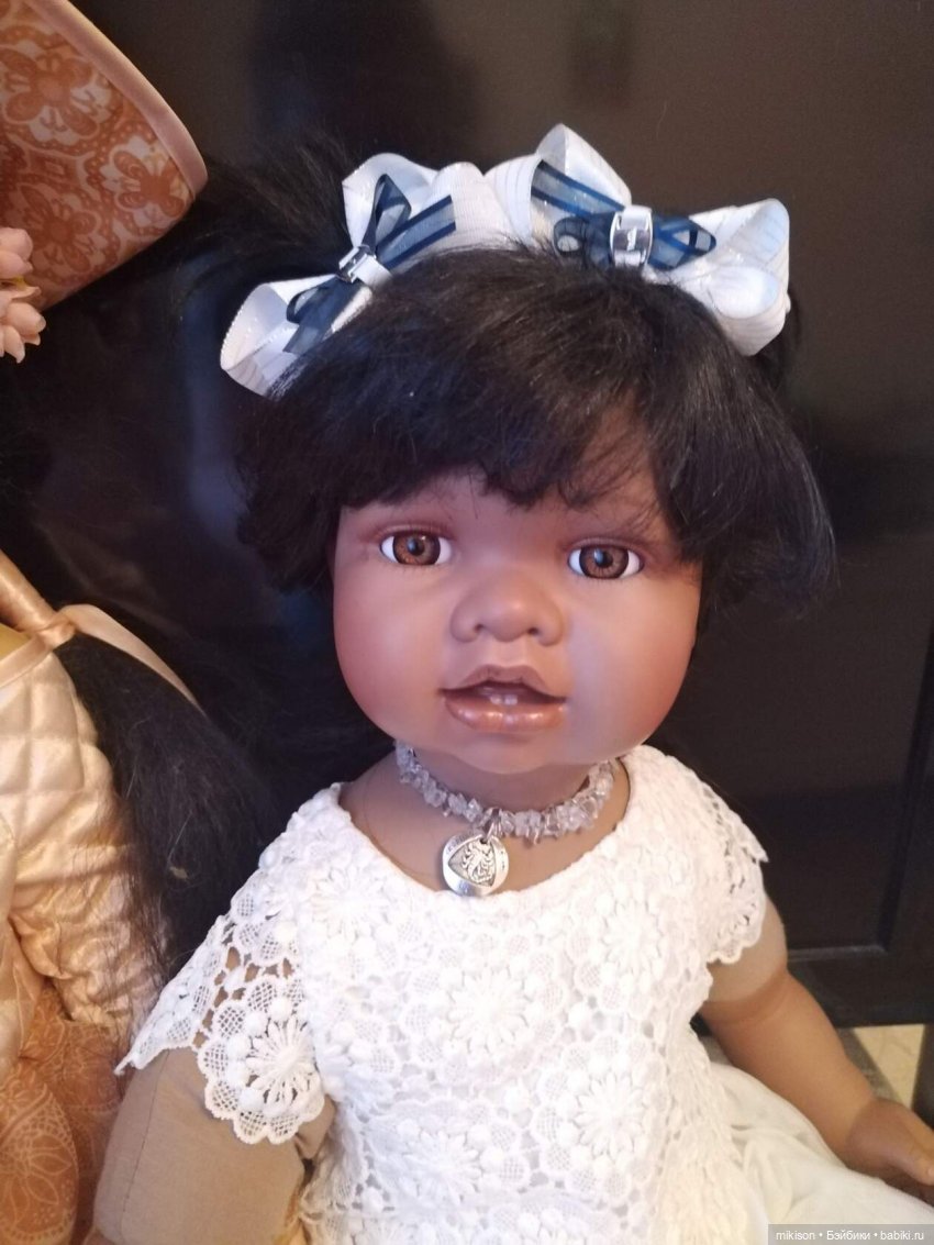 неизвестная фарфоровая детка . от неизвестных авторов. ну очень обаятельная