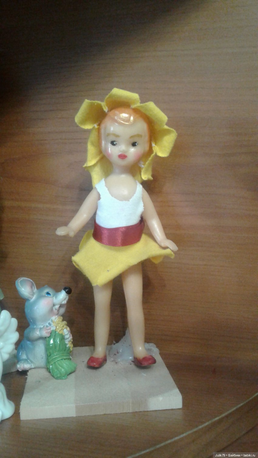 Дюймовочка Аским. Мы в гости. С наступающим!