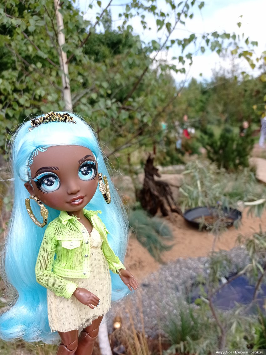 Прогулка с Робин | Бэйбики Прогулка с Робин — Куклы Rainbow High (Рейнбоу Хай