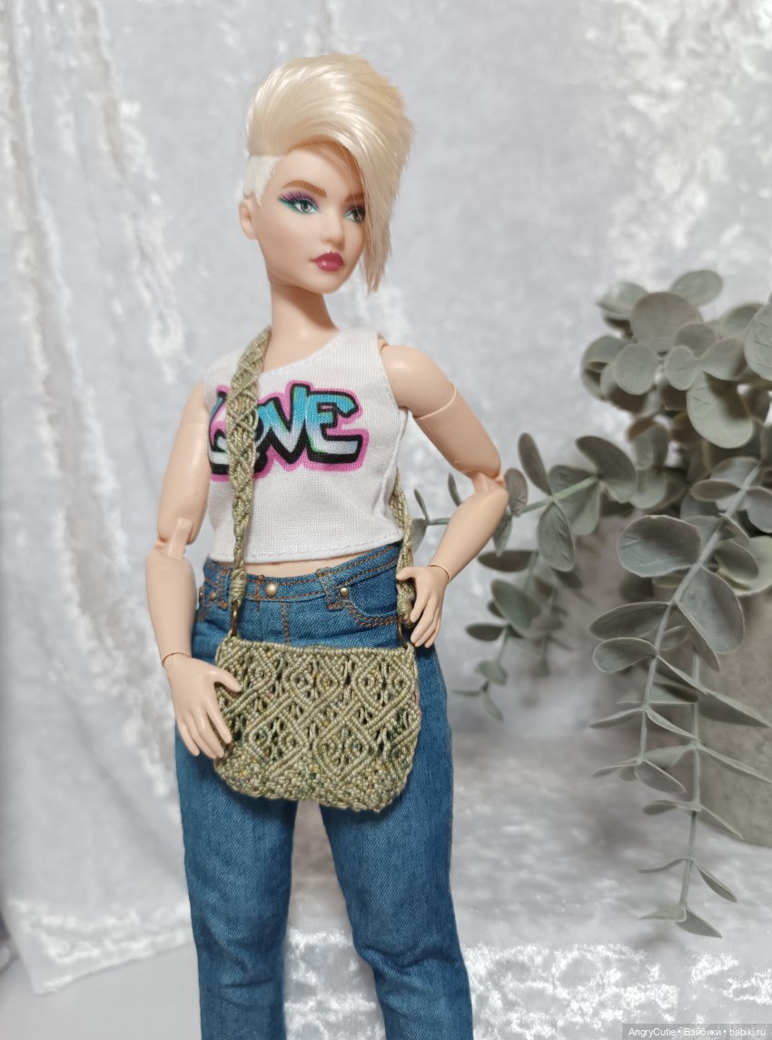 Сумочка в технике макраме для масштаба 1/6 | Бэйбики Сумочка в технике макраме для масштаба 1/6 (фото 6)