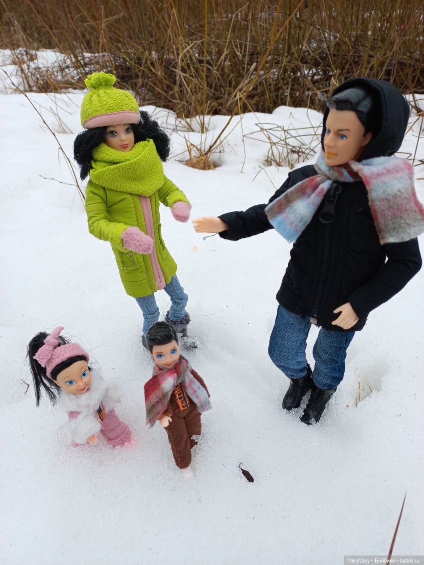 Выходной с мамой и папой | Бэйбики Выходной с мамой и папой — Разные шарнирные куклы (не БЖД): редкие (фото 3)