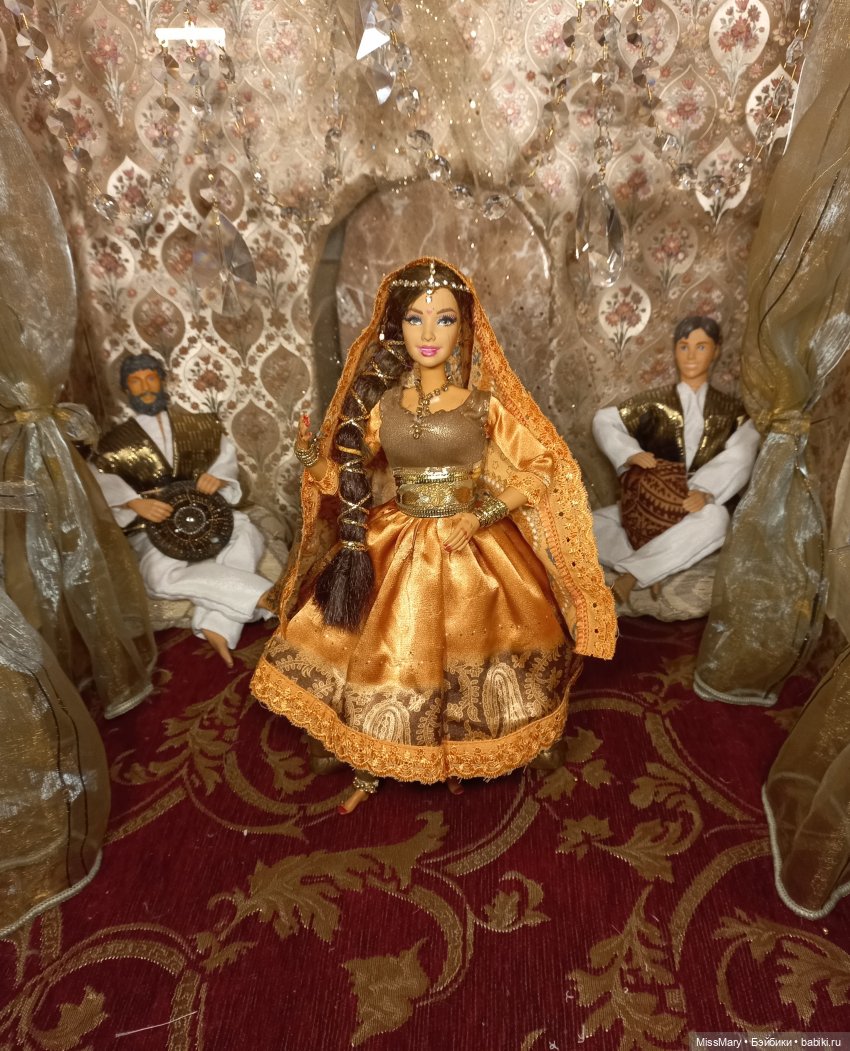 Индийская танцовщица: Болливуд у меня дома | Бэйбики Индийская танцовщица: Болливуд у меня дома