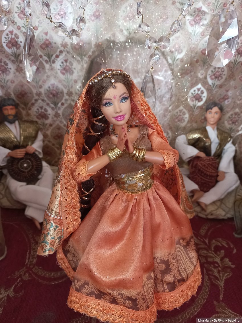 Индийская танцовщица: Болливуд у меня дома | Бэйбики Индийская танцовщица: Болливуд у меня дома (фото 2)