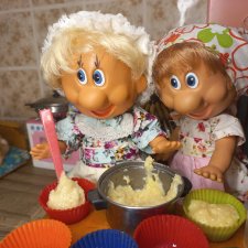 "Веселые картинки". Тетя Фаина печет кексы!