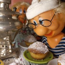 "Веселые картинки". Чай с кексиками