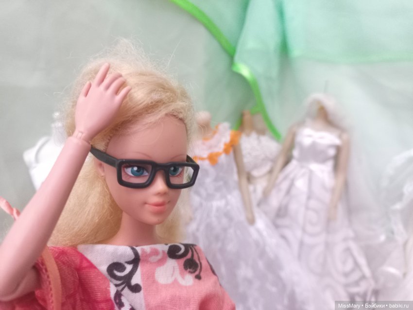 Пташкино гнездо. Глава 14. "И платье сшилось белое"