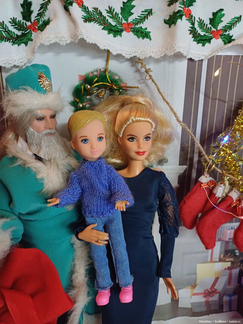 Новогодний утренник — Куклы Barbie (Барби): Looks (фото 6)