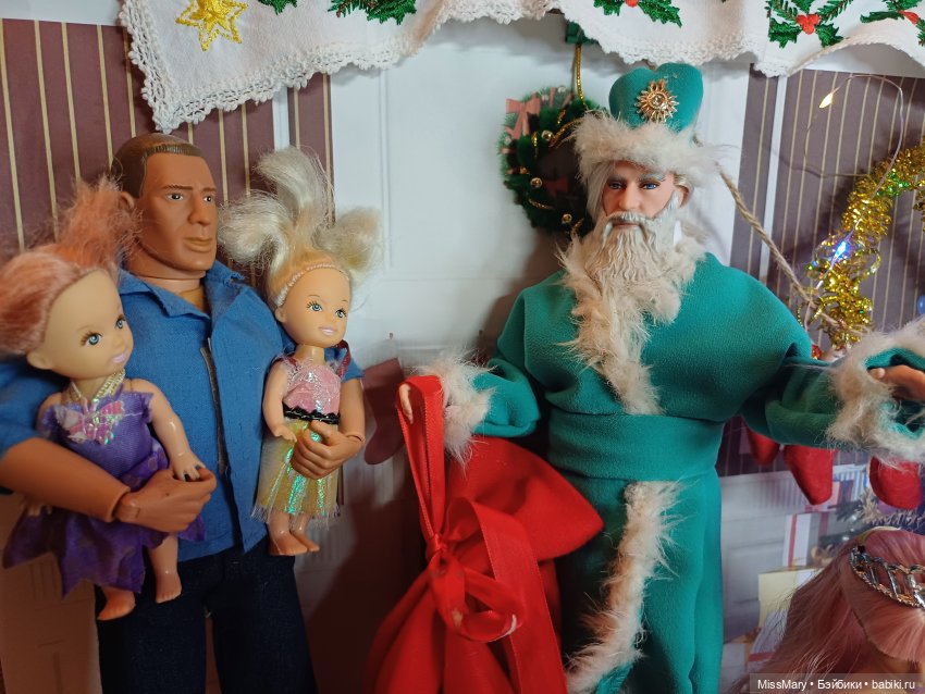 Новогодний утренник — Куклы Barbie (Барби): Looks (фото 8)