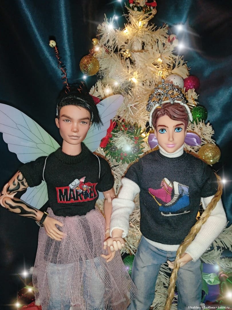 Новогодний утренник — Куклы Barbie (Барби): Looks