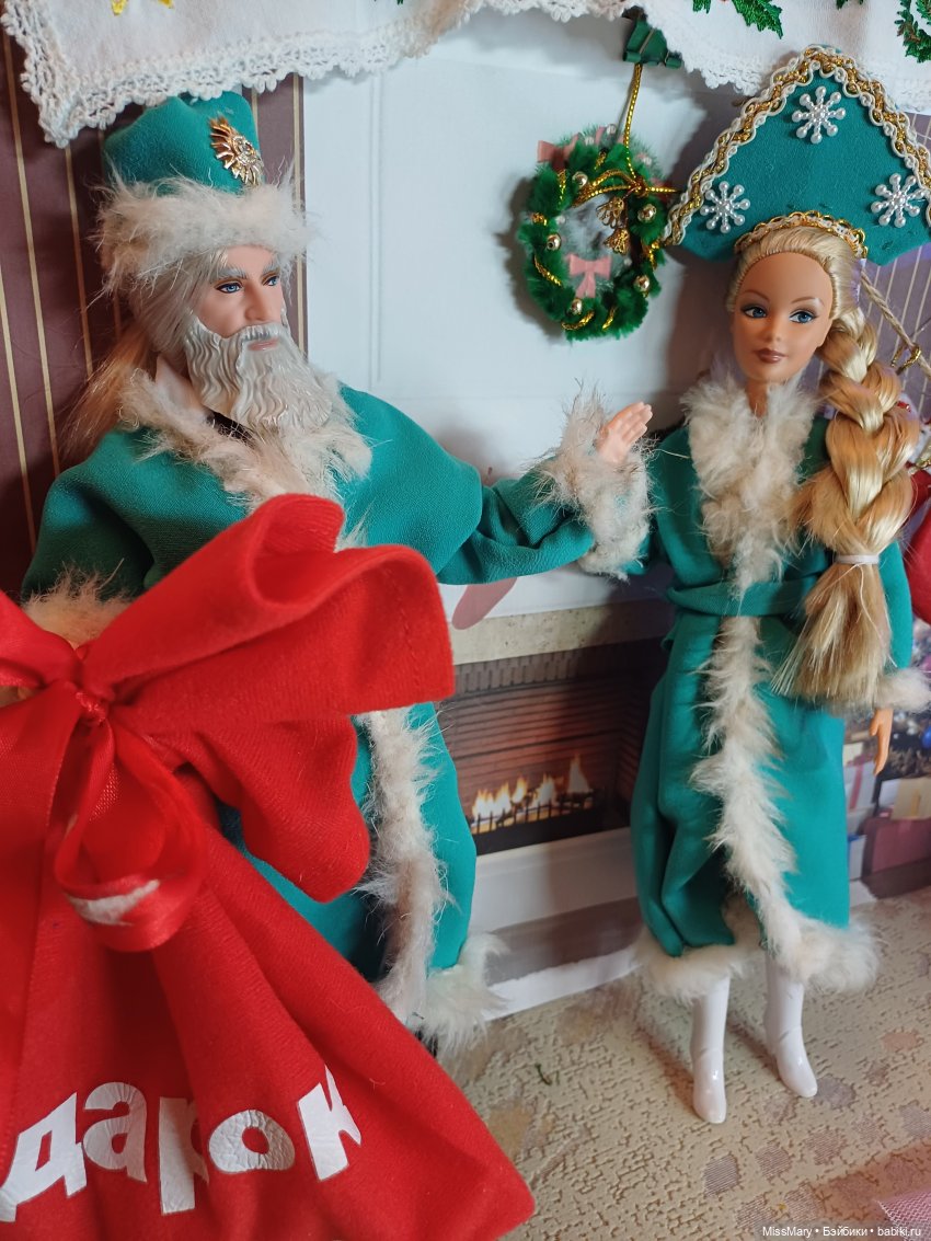 Новогодний утренник — Куклы Barbie (Барби): Looks (фото 2)