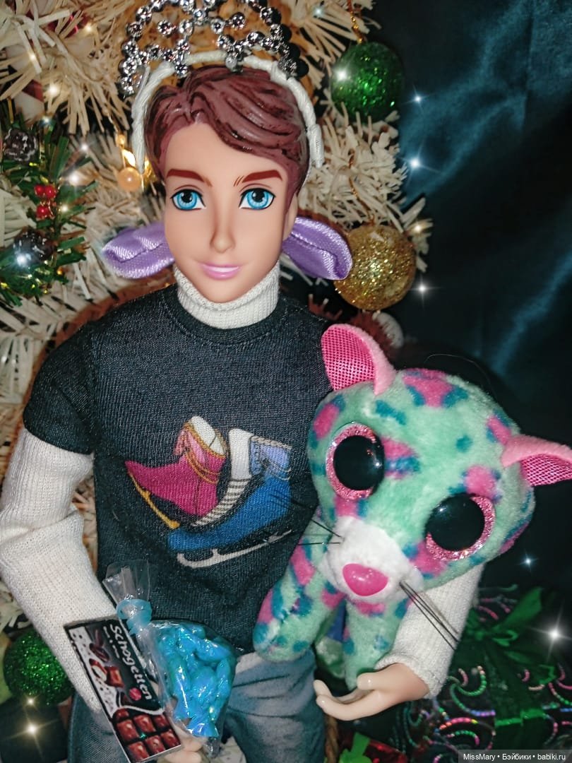 Новогодний утренник — Куклы Barbie (Барби): Looks