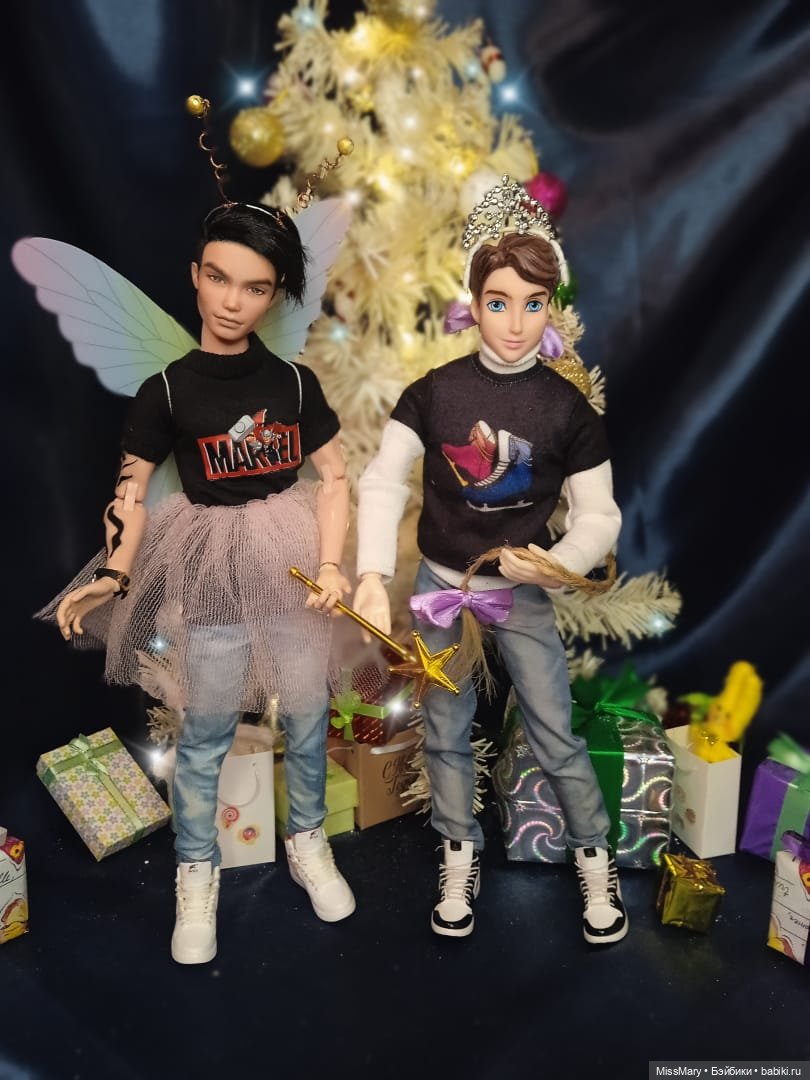 Новогодний утренник — Куклы Barbie (Барби): Looks