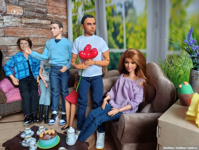 Итоги куклогода 2025 — Коллекции игровых кукол (Playline): фото полок