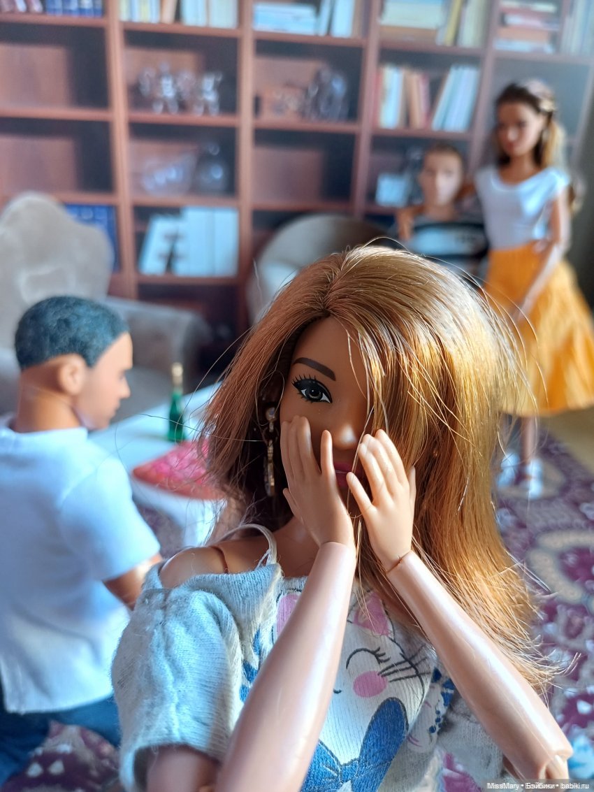 Итоги куклогода 2025 — Коллекции игровых кукол (Playline): фото полок