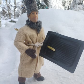 Как Харитонович снег чистил