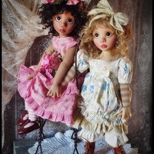 Trinket box dolls