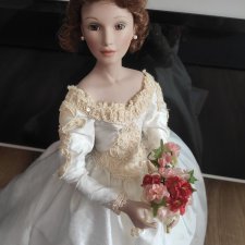 Невеста от  Sandra Bilotto for Ashton Drake, «Осеннее отражение».