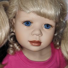 Виниловая Millicent от Christine Orange 4.4