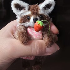 Енотик угощает