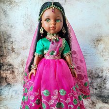 Карла-Нора в образе индианки