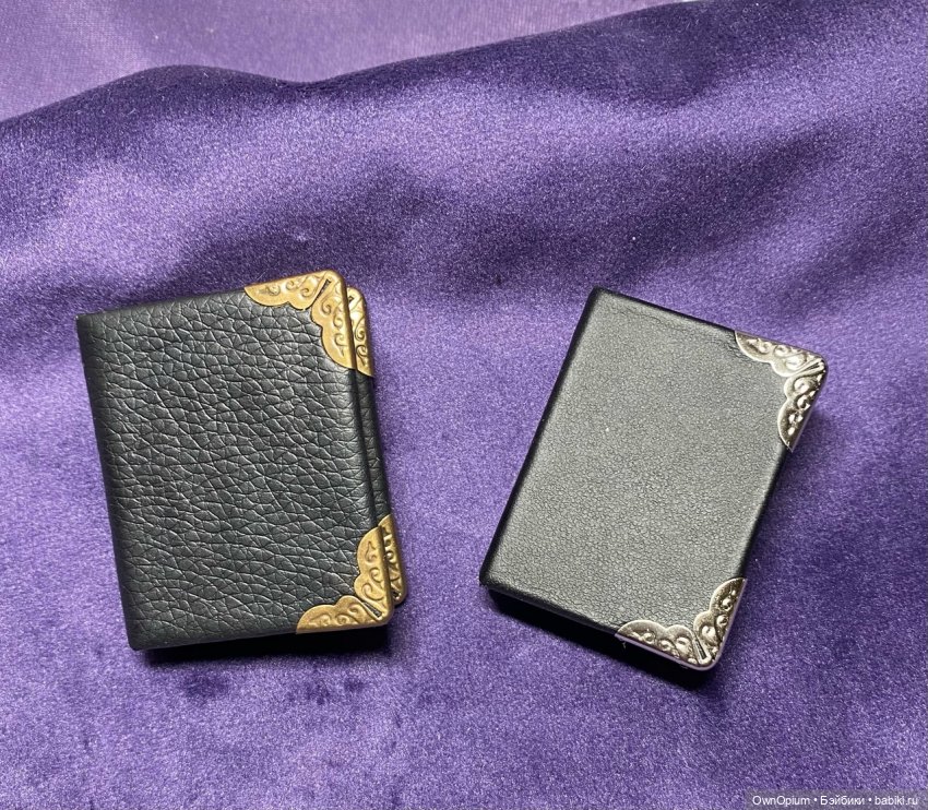 Миниатюрные книги с обложками из кожи (фото 7)