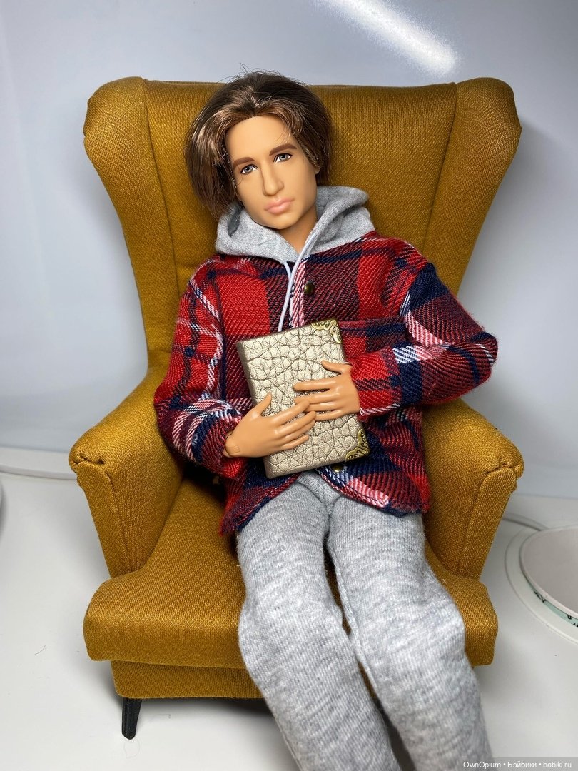 Миниатюрные книги с обложками из кожи