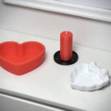 Корзинка, свеча и чаша