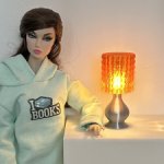 Лампа (пузырьковый абажур, оранжевый, серебристое основание)