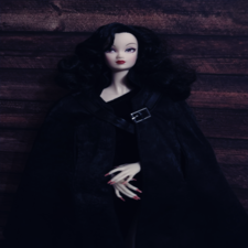 Загадочная незнакомка Elvira Nurmi