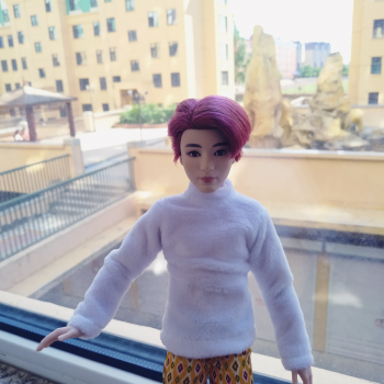 Чонгук отдыхает в гостинице в Хэйхе