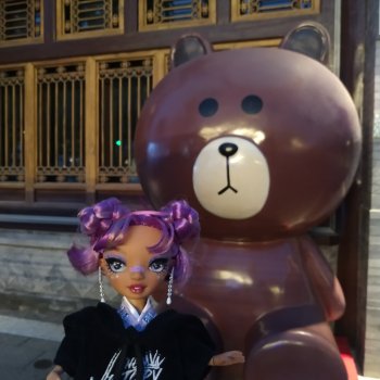 Лила прогулка мистическим вечером