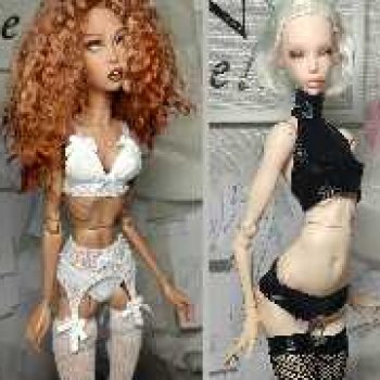 Белое vs черное.