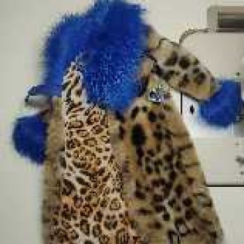 Первое изделие в этом году. Шубка