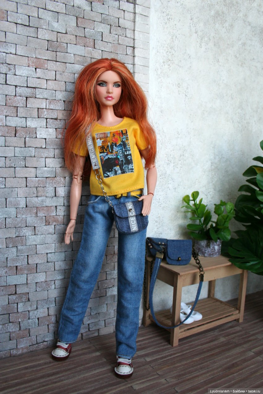 Любимый аксессуар — Аналоги Барби и куклы 1/6: клоны 90