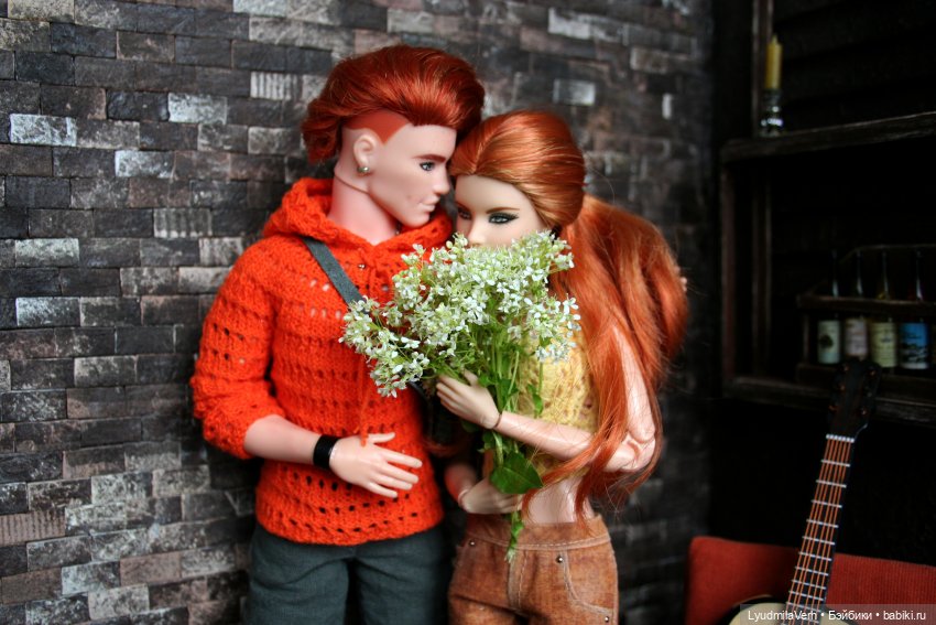 Худи для экшн... С этого все и началось)