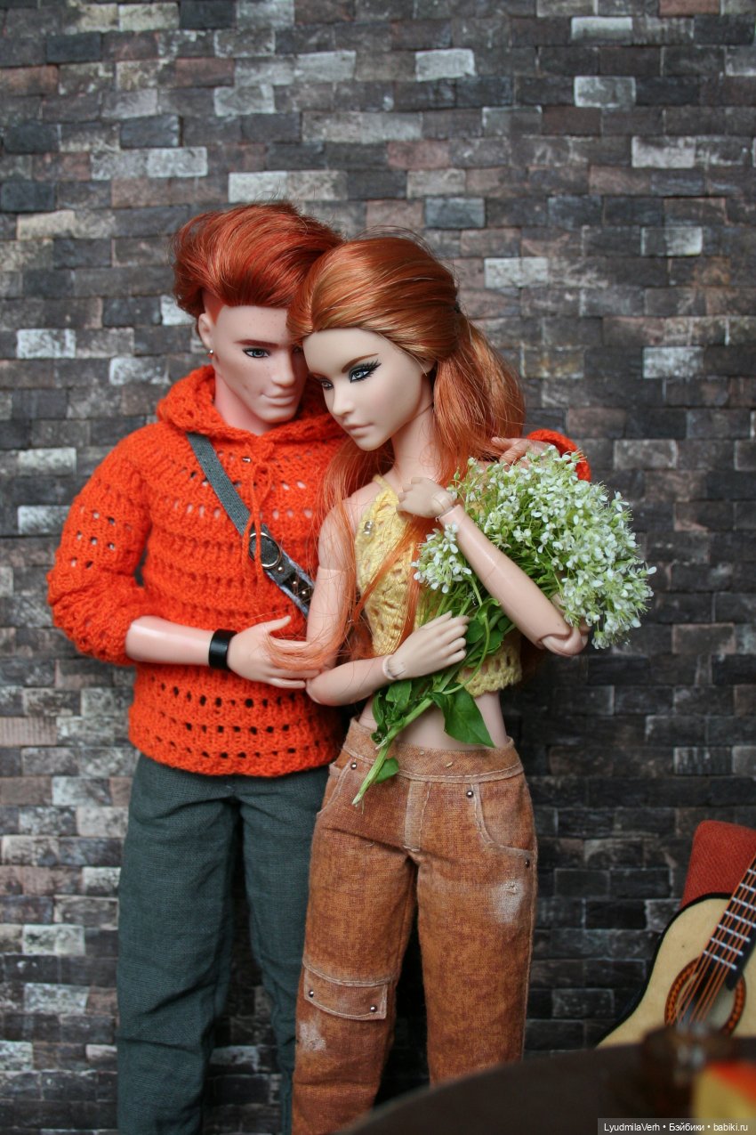 Худи для экшн... С этого все и началось)