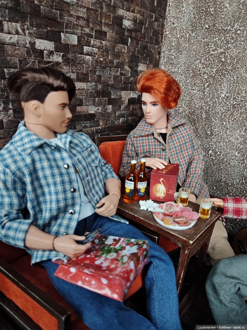 Идеи подарков есть — Куклы Barbie (Барби): Looks (фото 9)