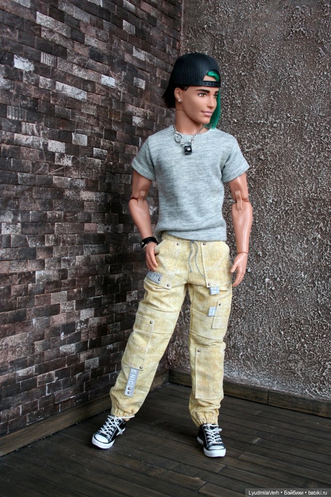 Химия — Куклы Barbie (Барби): Looks (фото 9)