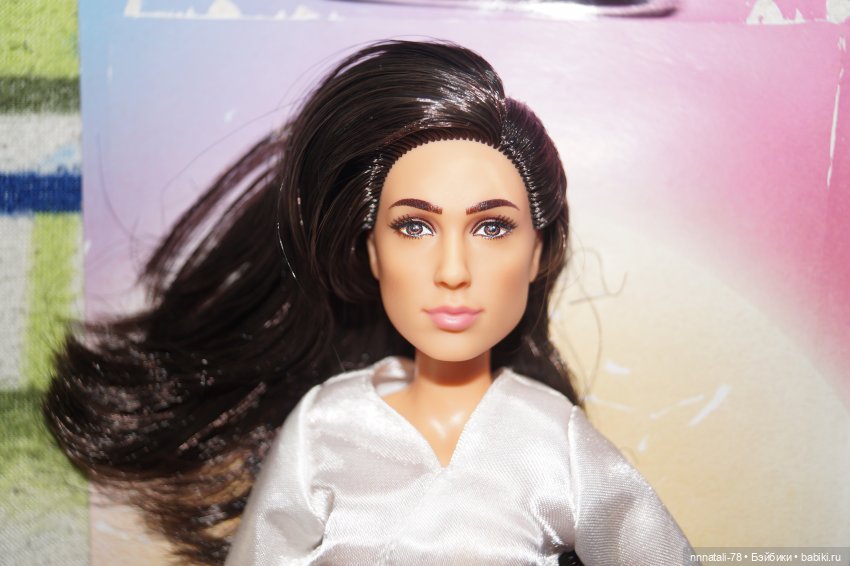 Обзор кукла Барби WW 1984 – «Чудо-женщина» Диана | Бэйбики Обзор кукла Барби WW 1984 – «Чудо-женщина» Диана (фото 7)