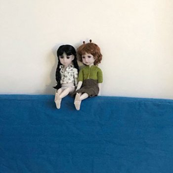 Куклы не селятся по одноооой