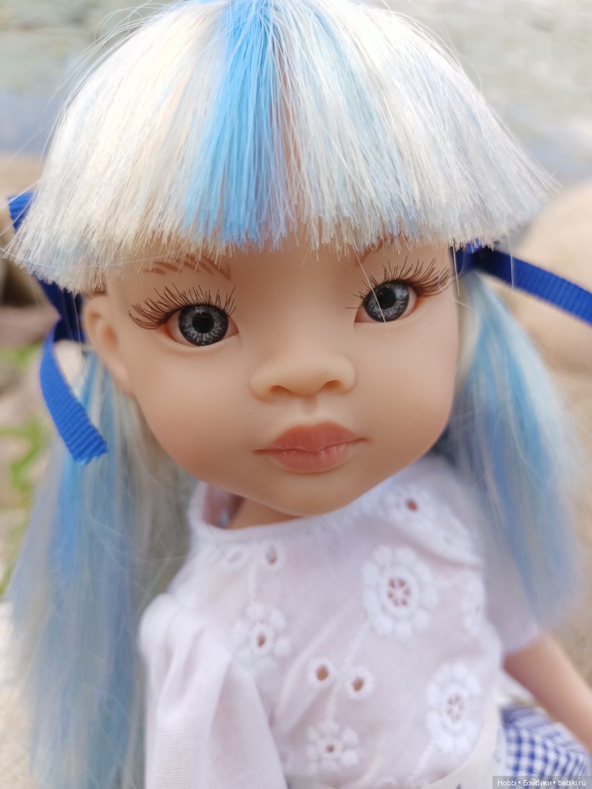 Кассандра рассказывает о себе