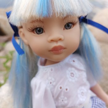 Кассандра рассказывает о себе