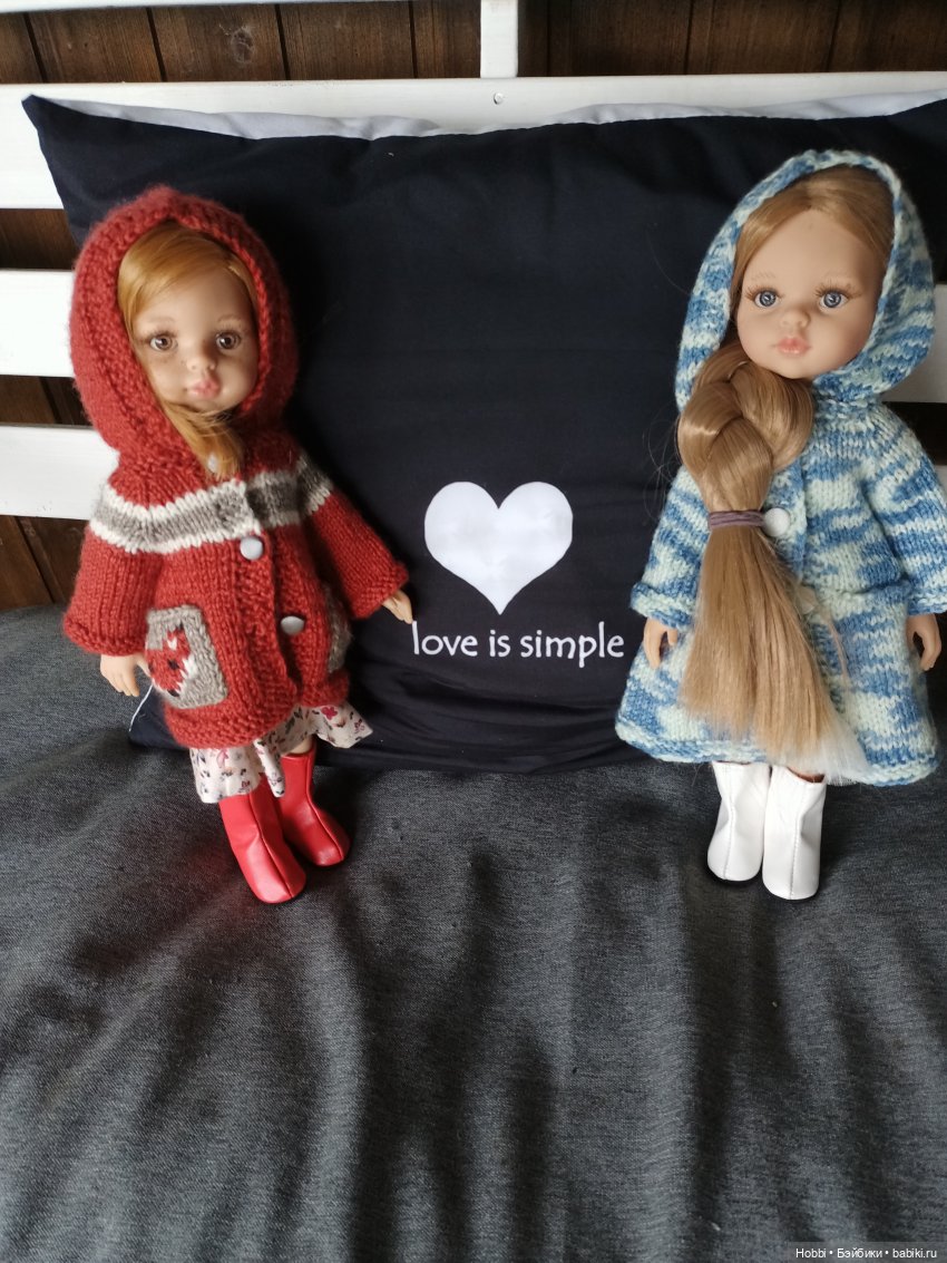 Оленька и Дашенька в деревенском саду | Бэйбики Оленька и Дашенька в деревенском саду