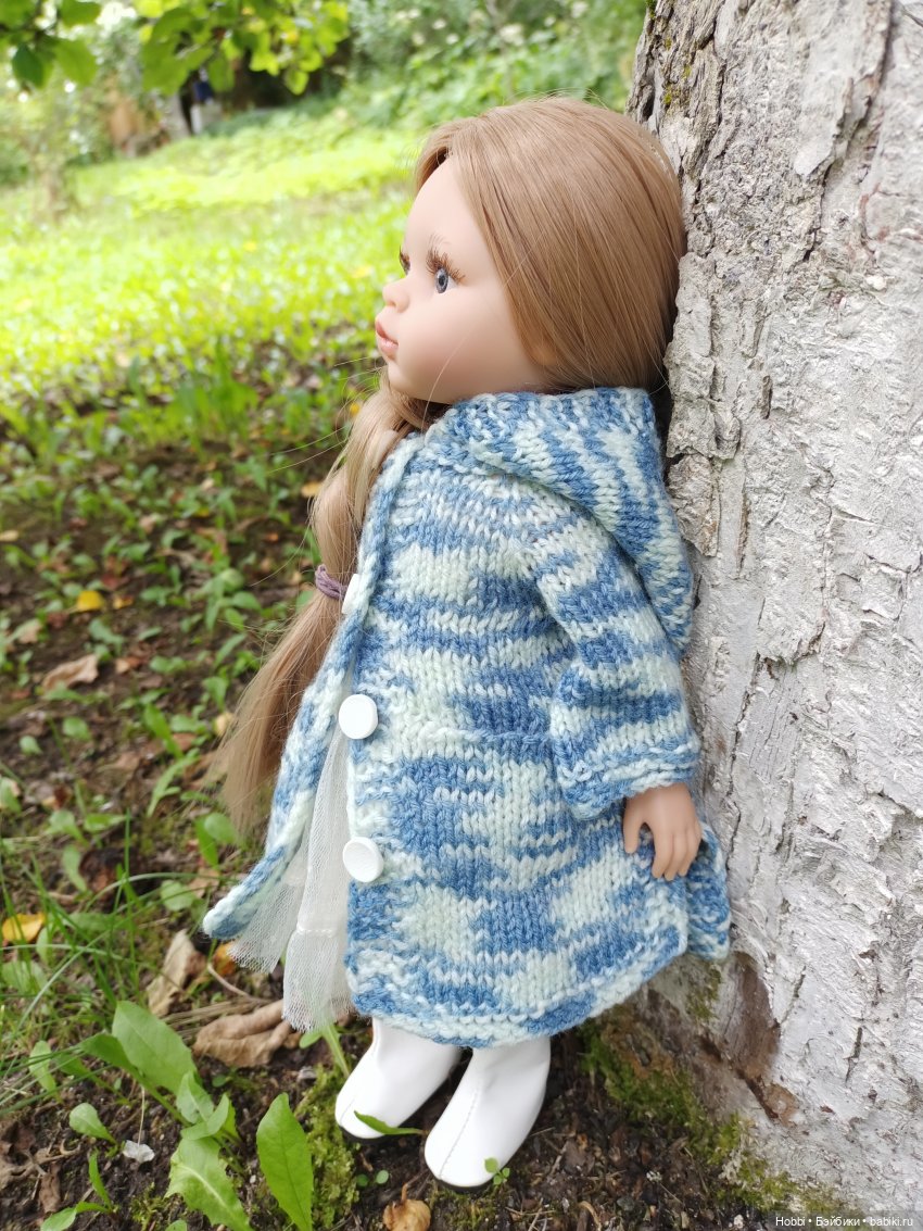 Оленька и Дашенька в деревенском саду | Бэйбики Оленька и Дашенька в деревенском саду