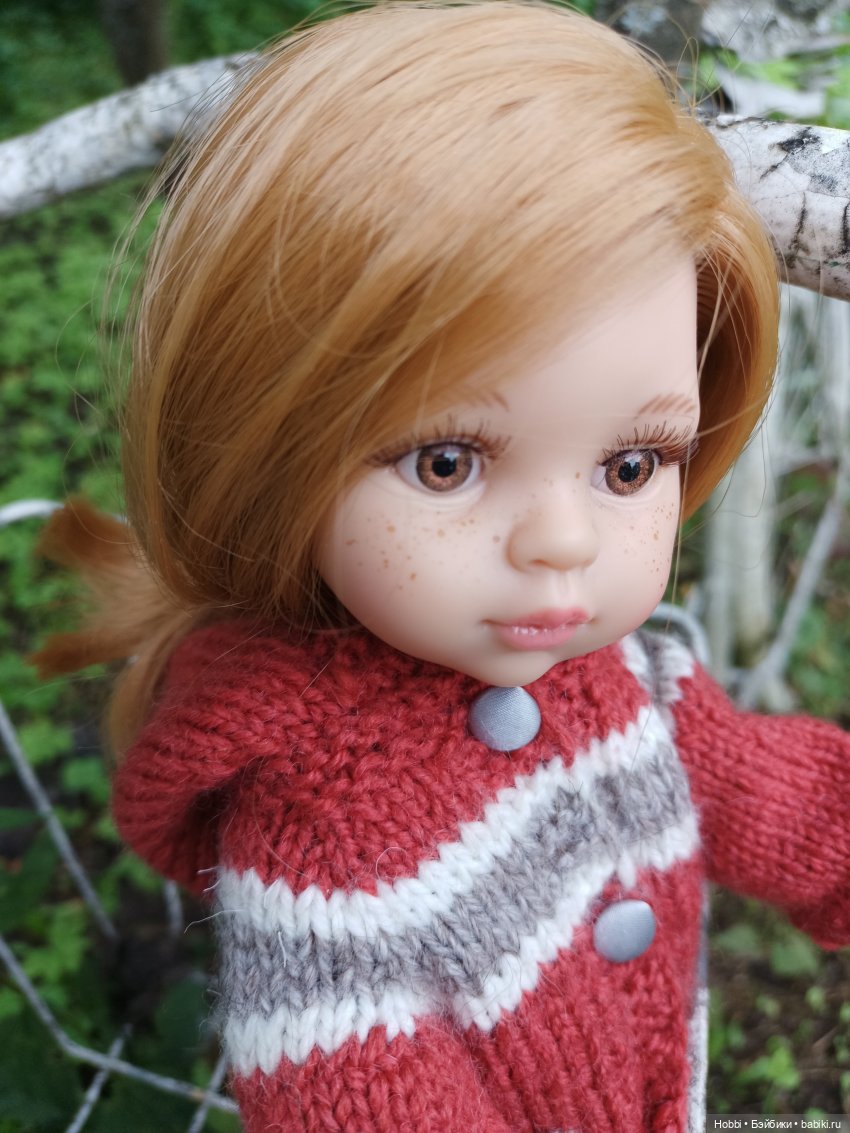 Оленька и Дашенька в деревенском саду | Бэйбики Оленька и Дашенька в деревенском саду