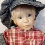 Коллекционная виниловая кукла Кристин Кляйнерт