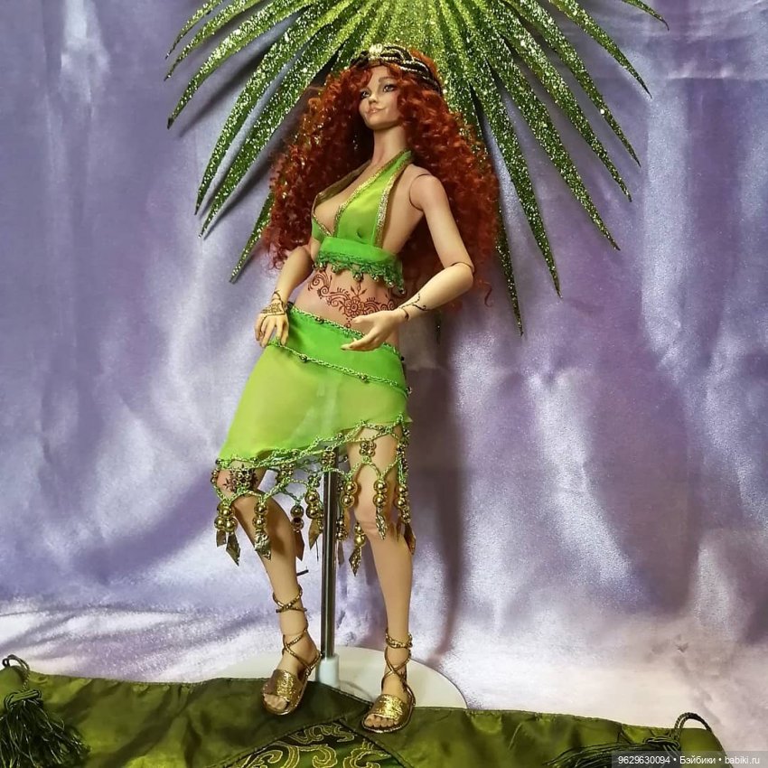 Танцуй Хюрем ( Адель) огневолосая