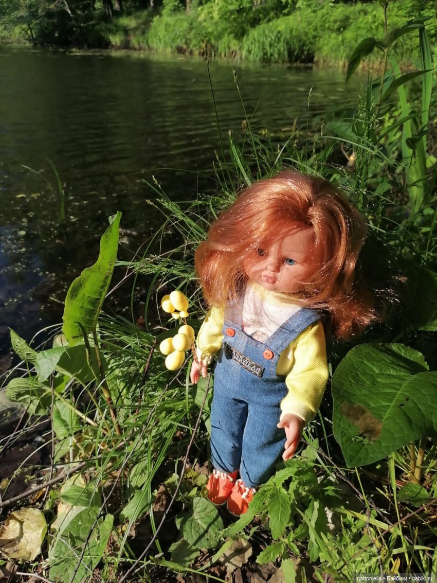 Как минуш Наташа с подружками по Ворошиловской даче гуляла