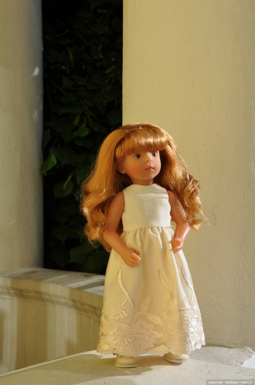 Как минуш Наташа с подружками по Ворошиловской даче гуляла